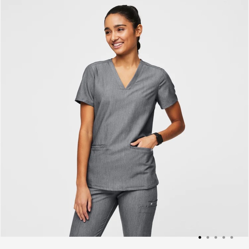 Figs scrub tops